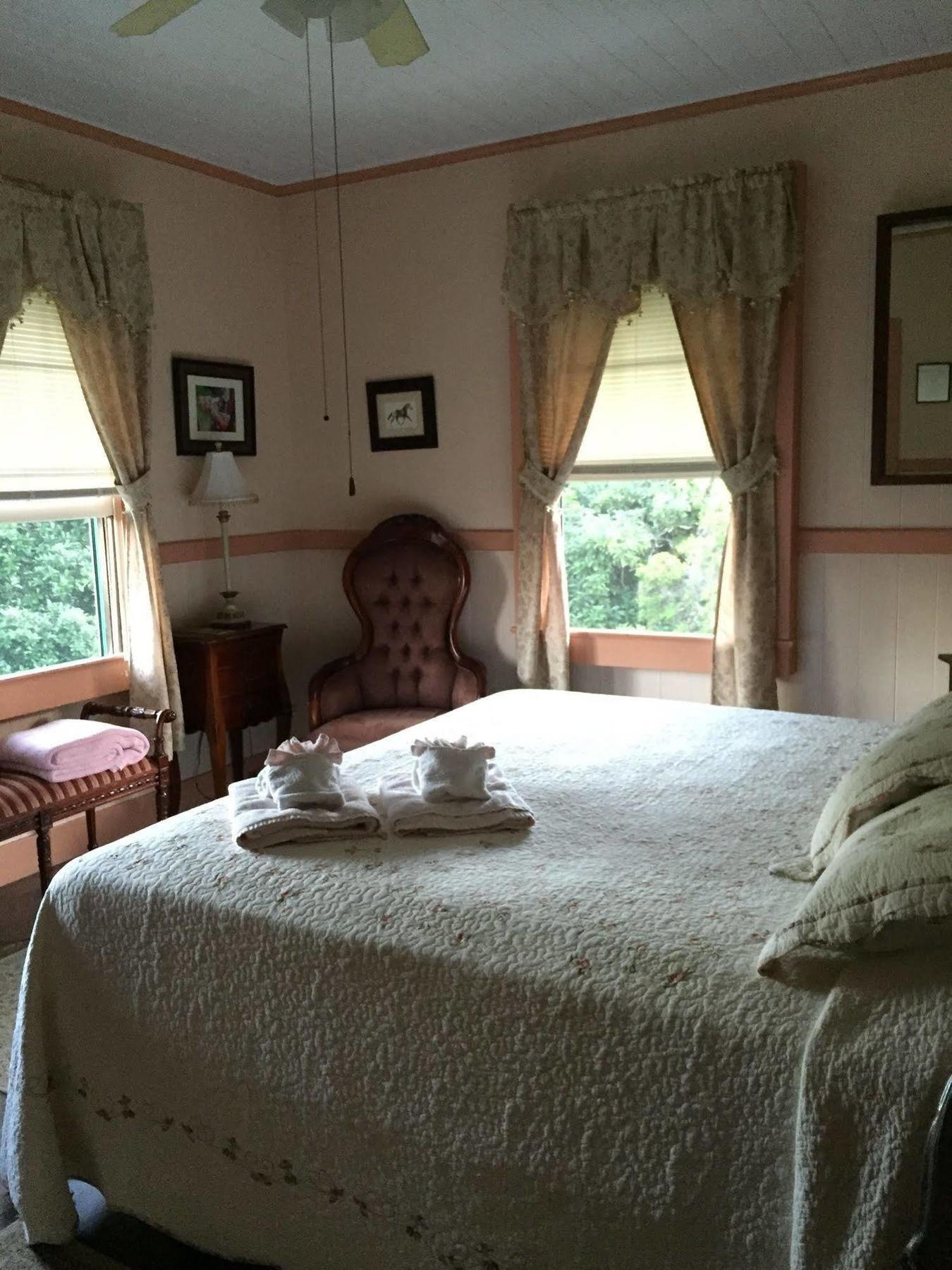 Maureen'S Bed And Breakfast Hilo Exterior foto